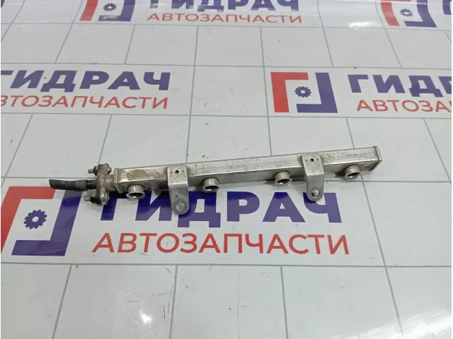 Рейка топливная (рампа) Hyundai Solaris 35340-03140