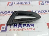 Рамка противотуманной фары правой Hyundai Solaris 86522-H5000