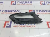 Рамка противотуманной фары правой Hyundai Solaris 86522-H5000