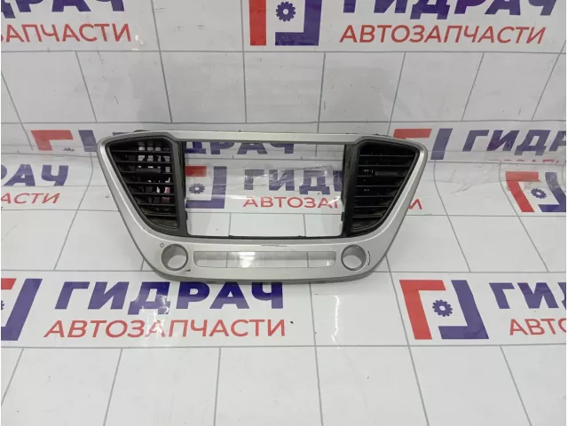 Рамка магнитолы Hyundai Solaris 84740-H5100