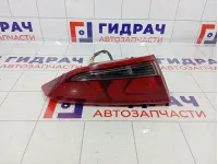 Фонарь задний внутренний левый Hyundai Solaris 92403-H5000