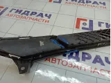 Решетка в бампер центральная Hyundai Solaris 86561H5500