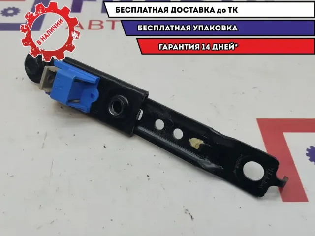 Механизм регулировки ремня безопасности Hyundai Solaris II 88890-F2000.