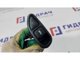 Кнопка открывания багажника Hyundai Sonata EF 935553D010. И лючка бензобака.