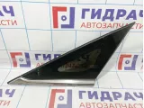 Стекло кузовное глухое правое Hyundai Sonata (YF) 87820-3S100