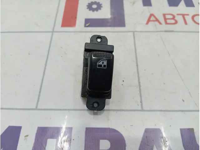 Кнопка стеклоподъемника Hyundai Sonata (EF) 935782D000