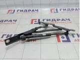 Петля крышки багажника правая Hyundai Sonata (EF) 792203D000