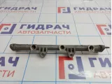 Рейка топливная (рампа) правая Hyundai Tucson (JM) 35304-37110