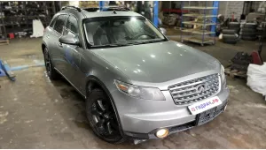 Infiniti FX35 