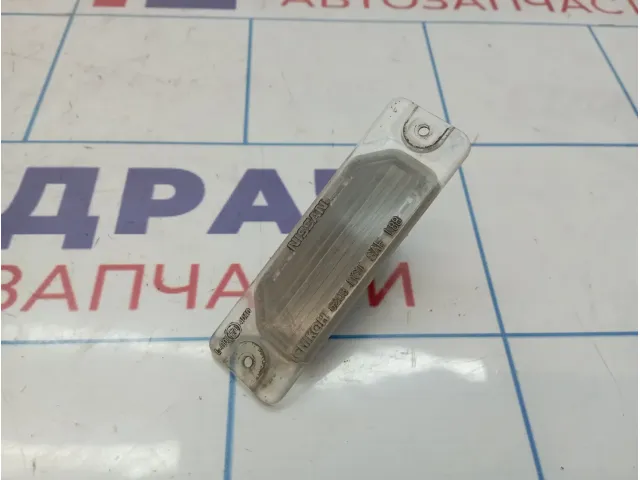 Фонарь подсветки номера Infiniti FX35 (S50) 26510-3J100
