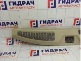 Обшивка багажника на заднюю панель Infiniti QX56 (Z62) 84990-1LA0A