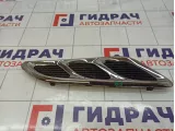 Накладка переднего крыла правого Infiniti QX56 (Z62) 63824-1LL0A