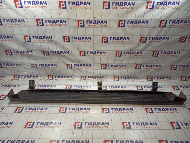 Подножка правая Infiniti QX56 (Z62) 96100-1LA4A
