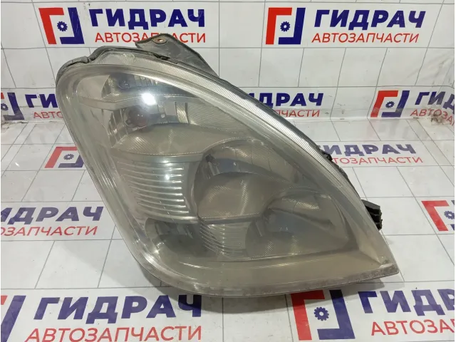 Фара правая Iveco Daily 69500010