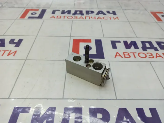 Клапан кондиционера Jeep Grand Cherokee