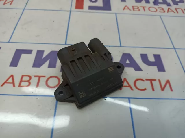 Реле свечей накала Jeep Grand Cherokee (WH) 6429005801