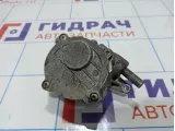 Насос вакуумный Jeep Grand Cherokee (WH) 5175850AA