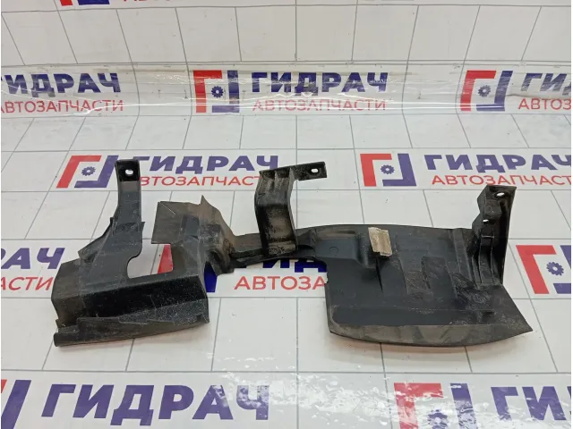 Дефлектор радиатора правый Jetour X70 Plus 302002174AA