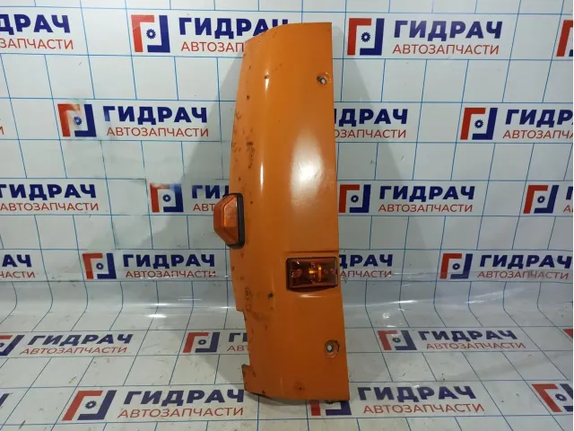 Панель обтекателя кабины в сборе с повторителем поворота левая KamAZ 4308 .