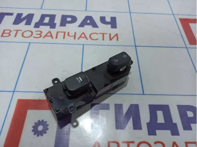 Кнопка стеклоподъемника переднего правого Kia Optima (TF) 93575-2T510