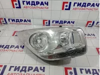 Фара правая Kia Venga (YN) 92102-1P000