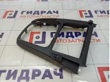 Накладка декоративная на кулису КПП Kia Ceed (CD) 84604J7240WK