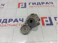 Кронштейн двигателя правый Kia Rio 218201G000