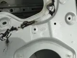 Дверь передняя левая Kia Rio 760034Y000