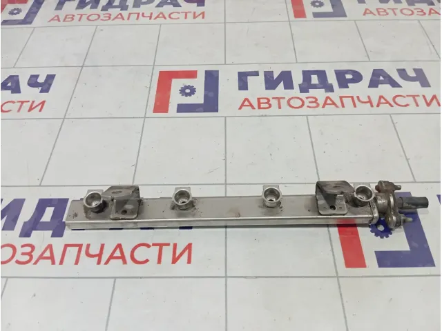 Топливная рампа (топливная рейка) Kia Rio 353402B010