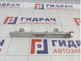 Топливная рампа (топливная рейка) Kia Rio (FB) 353402B140