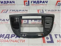 Накладка торпедо центральная Kia Rio 2 (JB) 847401G000XI