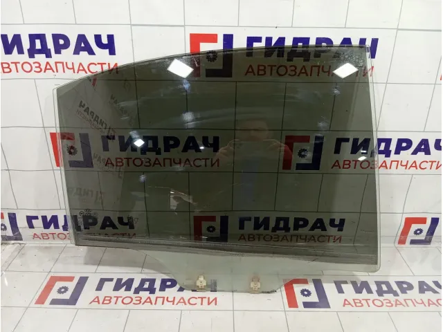 Стекло двери задней правой Kia Rio 2 (JB) 83421-1G011