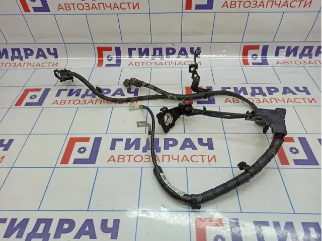 Клемма аккумулятора плюс Kia Rio 3 (QB) 91850-4L014