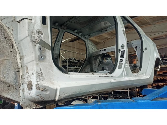 Порог со стойкой левый Kia Rio 3 .