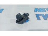 Кнопка стеклоподъемника Kia Rio 3 93580-4Y000.