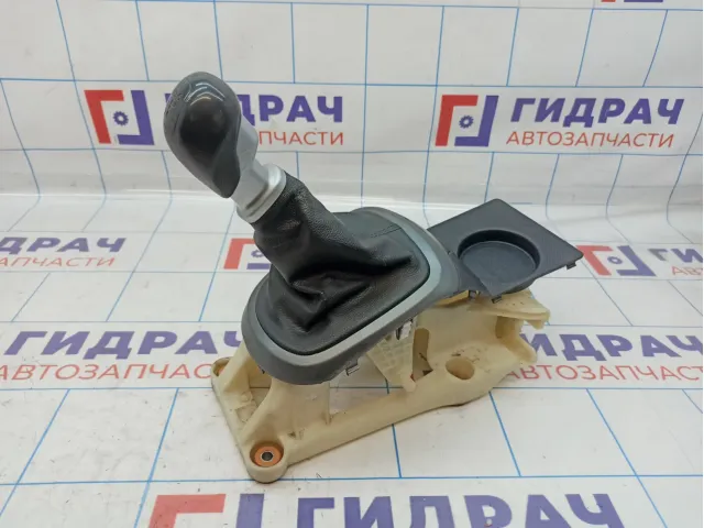 Кулиса КПП Kia Rio 3 437004Y300WK. Потертость.