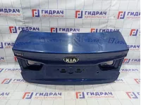Крышка багажника Kia Rio 3 69200-4Y000. Мелкие царапины ЛКП, дефекты.