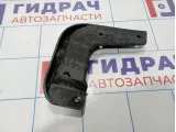 Брызговик передний правый Kia Rio 4 (FB) 86832-H0000