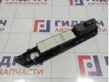 Блок управления стеклоподъемниками Kia Sorento (XM) 93573-2P300