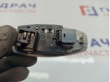 Плафон салонный задний левый Kia Sportage 4 92870D9000ED.