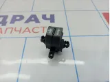 Кнопка многофункциональная Kia Sportage (SL) 93760-3W000-AK5. TRIP, RESET.