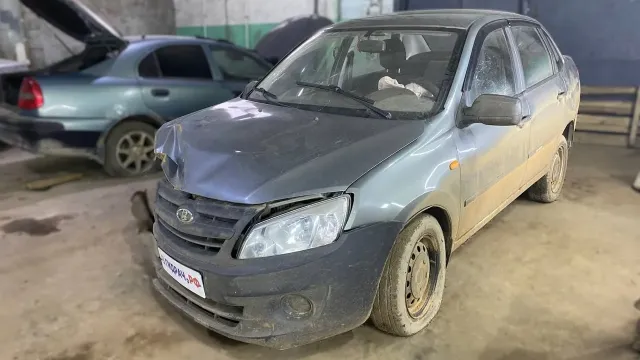 Автомобиль Lada Granta  в разборе