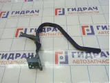 Петля крышки багажника левая Lada Granta 21900560501100