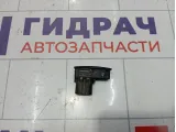 Кнопка стеклоподъемника передняя правая Lada Granta 8450100632