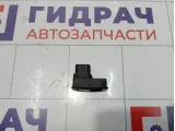 Кнопка стеклоподъемника передняя правая Lada Granta 8450100632