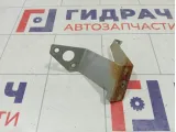 Кронштейн крепления крыла передний правый Lada Granta