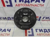 Щит опорный задний левый Lada Granta