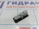 Кнопка открывания багажника Lada Granta 906069264R