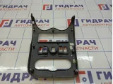 Накладка торпедо центральная Lada Largus