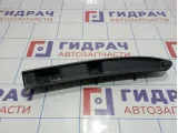 Накладка двери багажника правая Lada Largus 8200490254